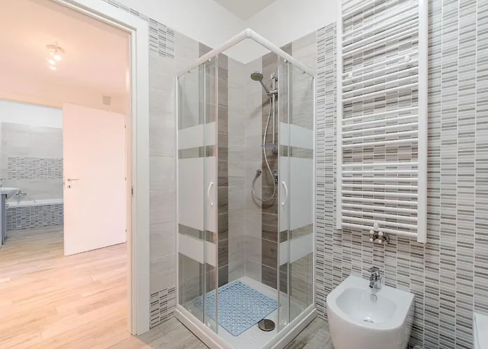 Stadio Olimpico Chic & Roomy Flat With Terrace Appartement