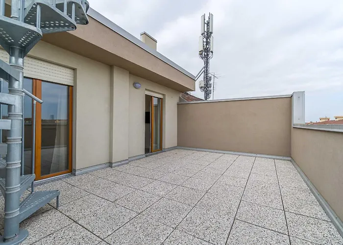 Appartement Stadio Olimpico Chic & Roomy Flat With Terrace Turijn