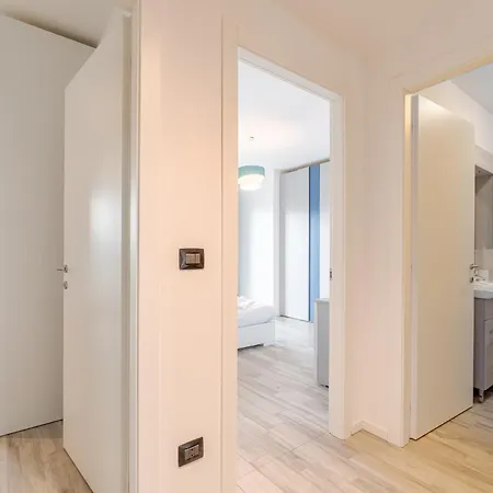 Апартаменты Stadio Olimpico Chic & Roomy Flat With Terrace *