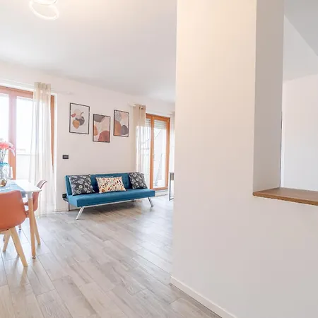 Stadio Olimpico Chic & Roomy Flat With Terrace * Турин