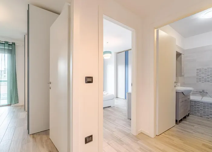 Daire Stadio Olimpico Chic & Roomy Flat With Terrace *