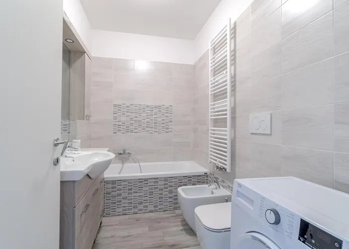Daire Stadio Olimpico Chic & Roomy Flat With Terrace *