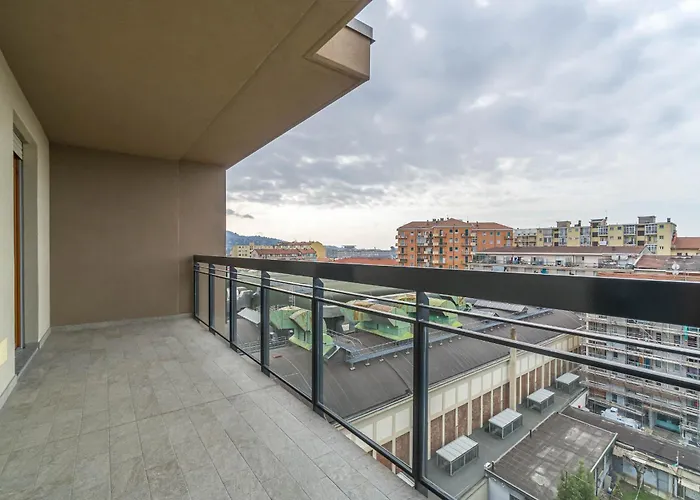 Stadio Olimpico Chic & Roomy Flat With Terrace Daire